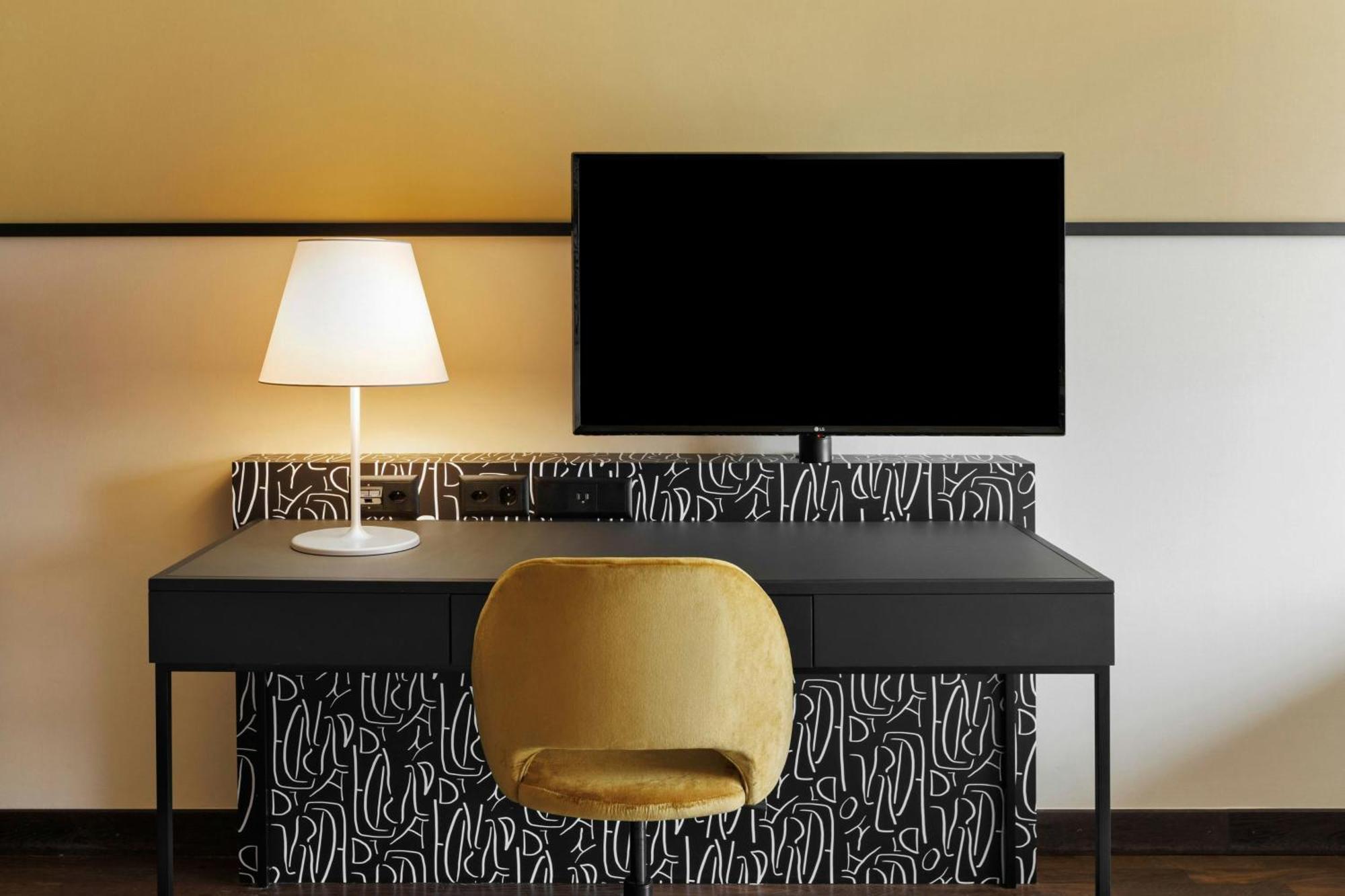 Superior Double Room Two Double Beds High Floor